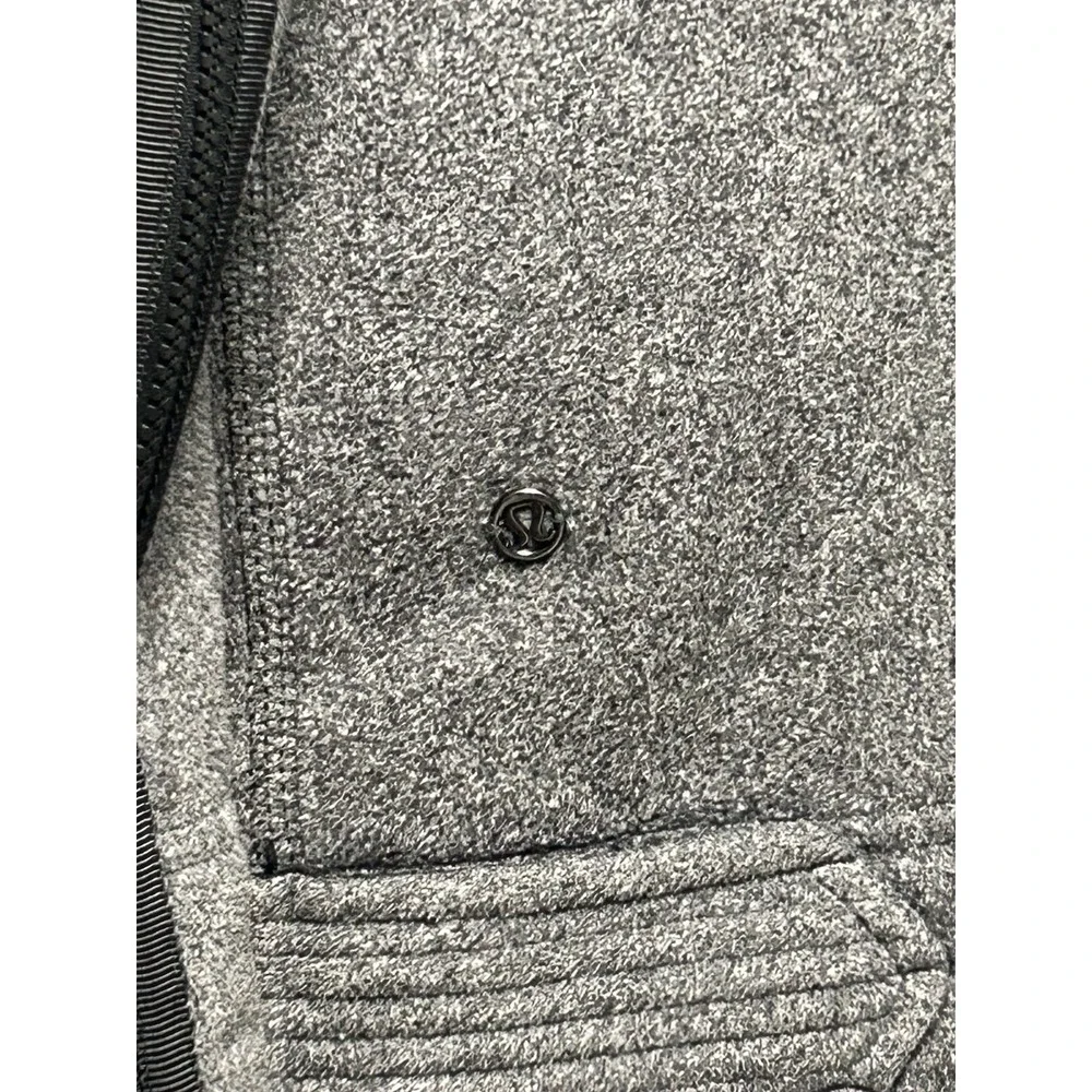 Lululemon Gray Asymmetrical Zip Funnel Neck Fleece Jacket‎ Womens 6 Moto Style